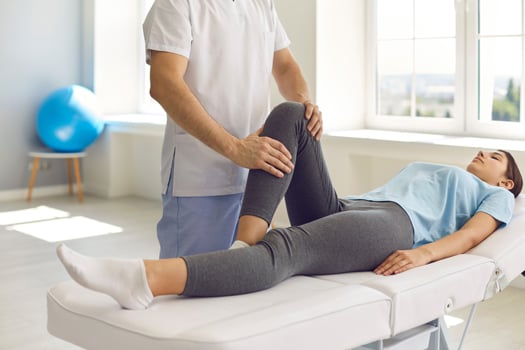 How to Treat a Herniated Disc with Sciatica